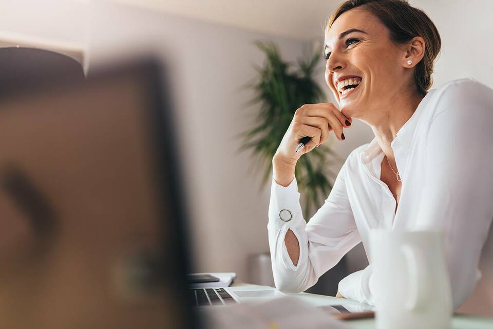 Long-service awards & benefit programmes: a guide for employers