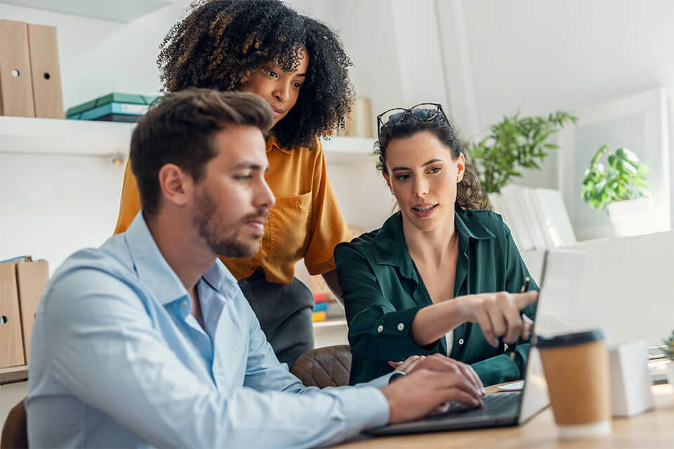 Best employee benefits providers in the UK: what to look for in 2026